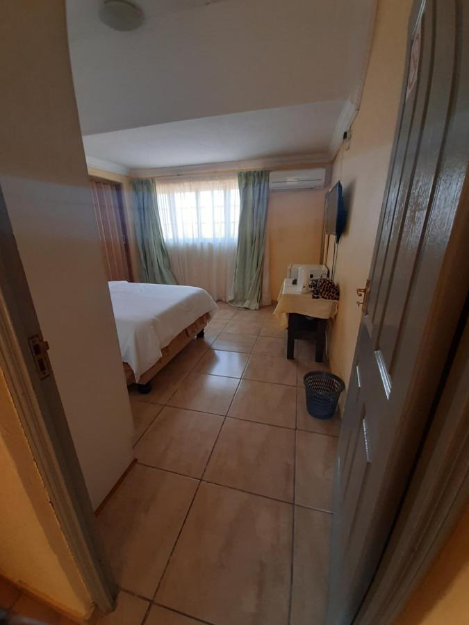 Angels Guesthouse ヘイジービュー エクステリア 写真